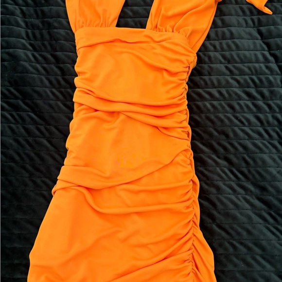 Ruched orange dress ( new) - Picture 4 of 4